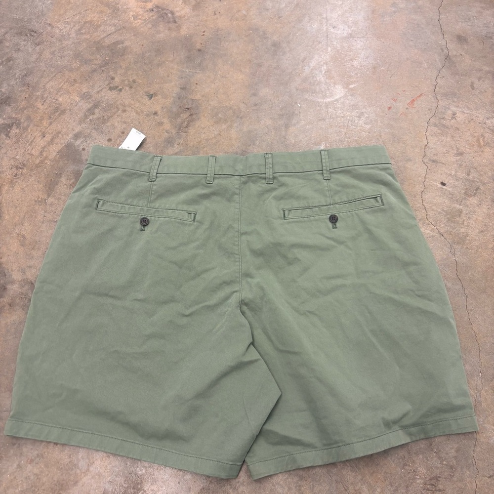 Gap Men’s 8" Essential Modern Chino Shorts Bundle Mens 38 Gray Navy Olive - Picture 3 of 13